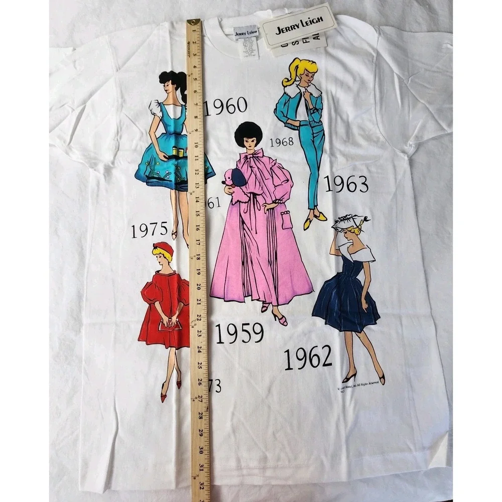 VTG 1995 Jerry Leigh Mattel Barbie Through the Years Graphic T-shirt NIB Grail - Picture 6 of 9